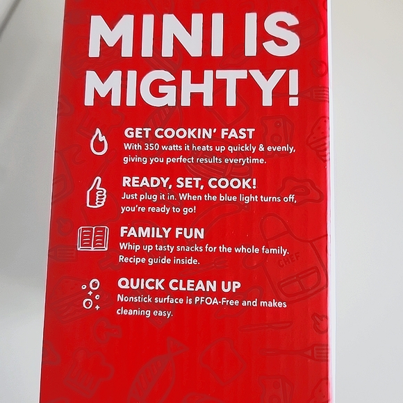 Dash Mini Maker Griddle - Picture 4 of 4